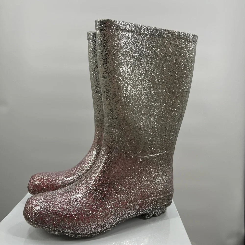 Girls pink glitter rain boots